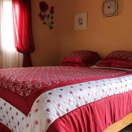 Beautiful 2-bed In Parque Holandes Apartment *